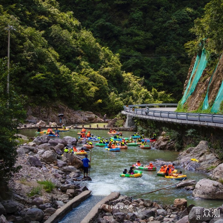 江浙沪周边漂流选择，龙王山峡谷漂流看一看啊_新浪众测