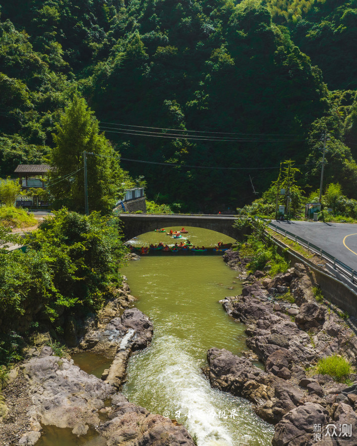 江浙沪周边漂流选择，龙王山峡谷漂流看一看啊_新浪众测