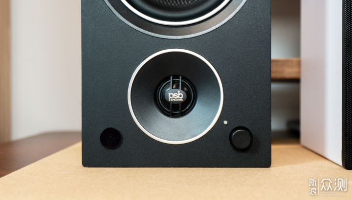 桌面级别的Hi-Fi音乐：PSB Alpha AM3书架音箱