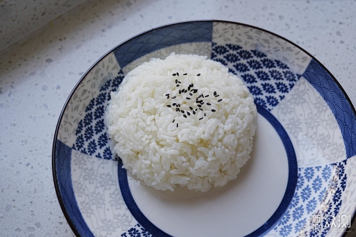 电饭煲只能煲饭熬粥？高端电饭煲选购指南！_新浪众测