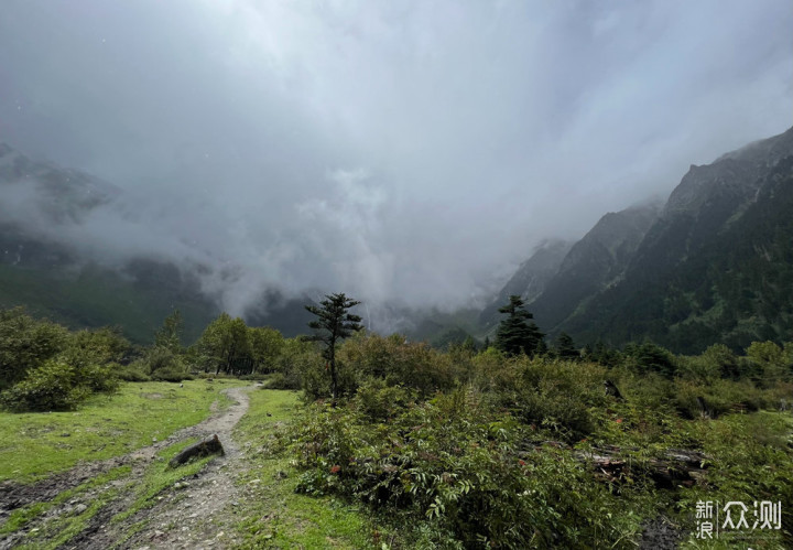 迪庆雨崩登山，香格里拉徒步，丽江古城摆烂_新浪众测