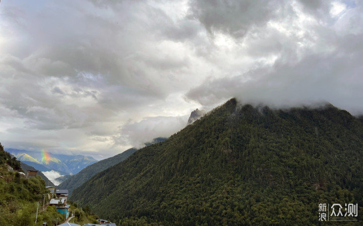 迪庆雨崩登山，香格里拉徒步，丽江古城摆烂_新浪众测