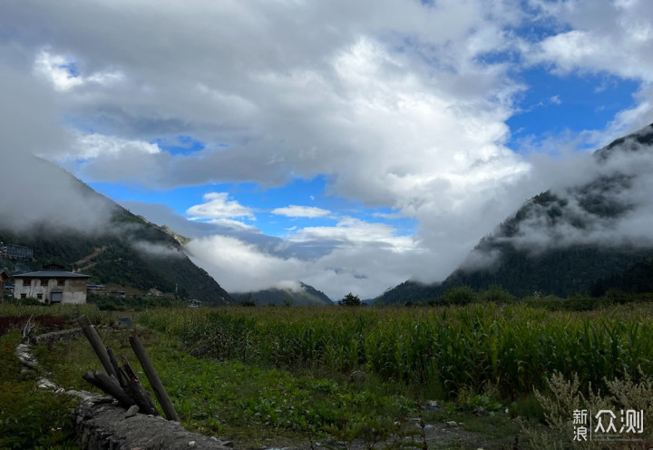 迪庆雨崩登山，香格里拉徒步，丽江古城摆烂_新浪众测