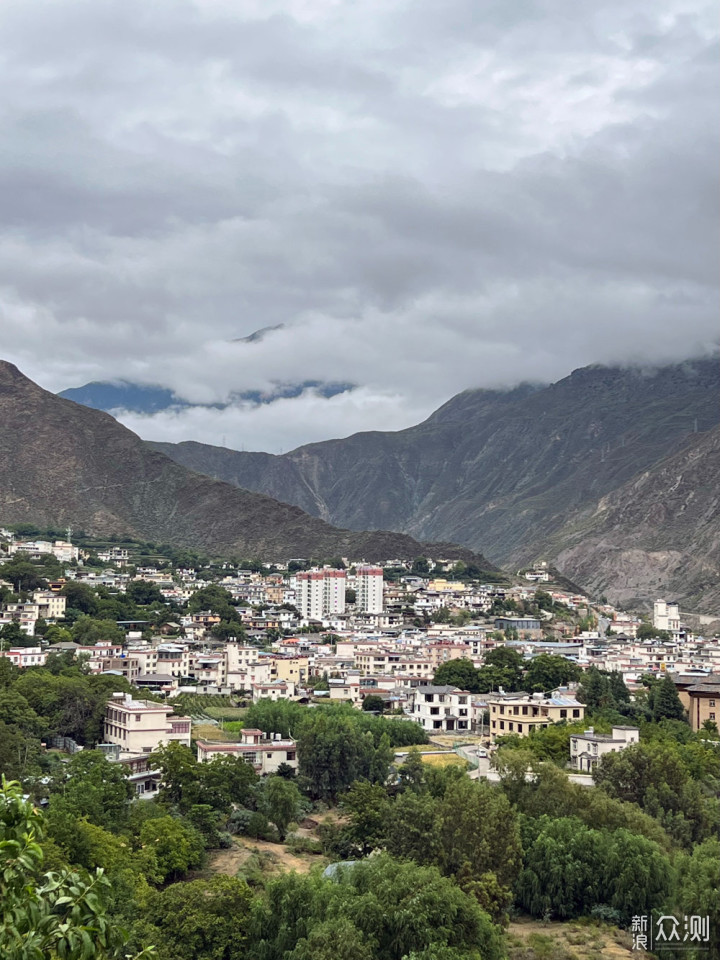 迪庆雨崩登山，香格里拉徒步，丽江古城摆烂_新浪众测