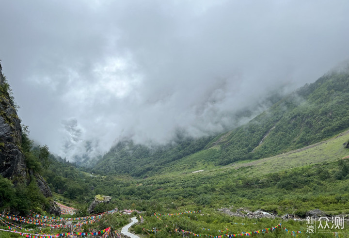 迪庆雨崩登山，香格里拉徒步，丽江古城摆烂_新浪众测