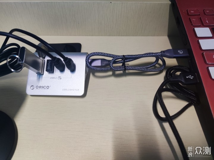 提高工作效率，试试ORICO USB3.2分线器_新浪众测
