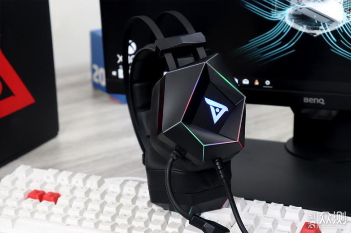 2022打游戏，有哪些高性价比头戴式耳机？_新浪众测