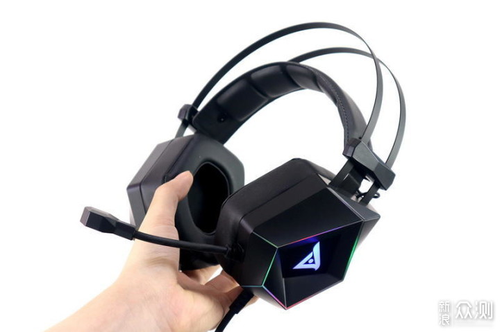 2022打游戏，有哪些高性价比头戴式耳机？_新浪众测