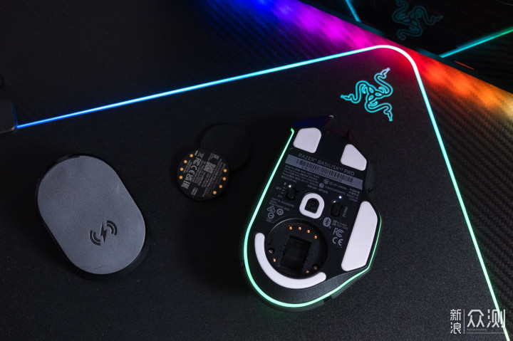 全能型旗舰鼠标:雷蛇 巴塞利斯蛇 V3专业版_新浪众测