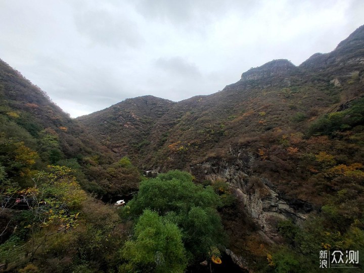 投石问路：北京郊区游玩之双龙峡景区秋季美景_新浪众测