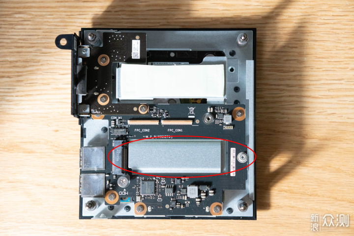 华硕PN52 MINI PC如何升级SSD和内存，实操！_新浪众测