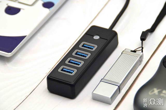 四口同读即插即用，奥睿科USB 3.0口袋集线器_新浪众测