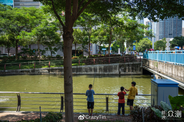 索尼FE24-70mm F2.8 GM II，轻便高质独此一份_新浪众测