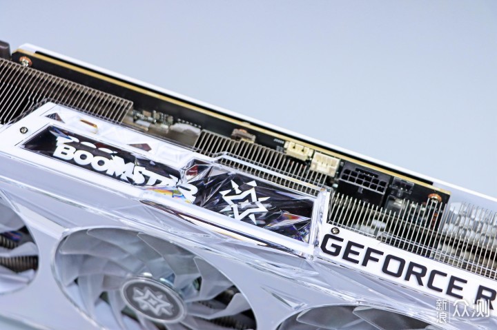 装台 5800X + 3090Ti 的主机，兼游戏与生产力_新浪众测