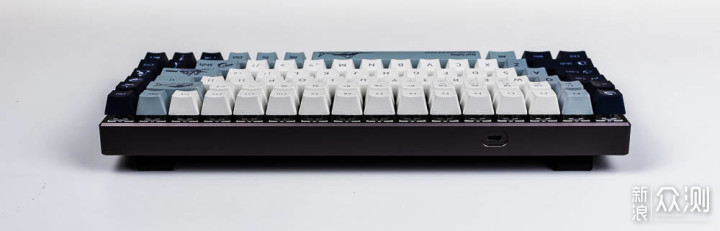 同样的84键机械键盘，雷柏MT510PRO有啥不同？_新浪众测
