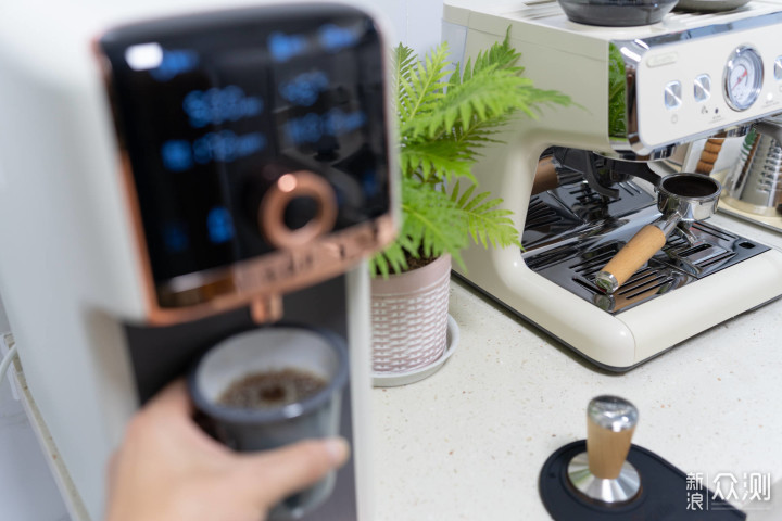 好看又好用的百胜图二代S半自动咖啡机分享_新浪众测