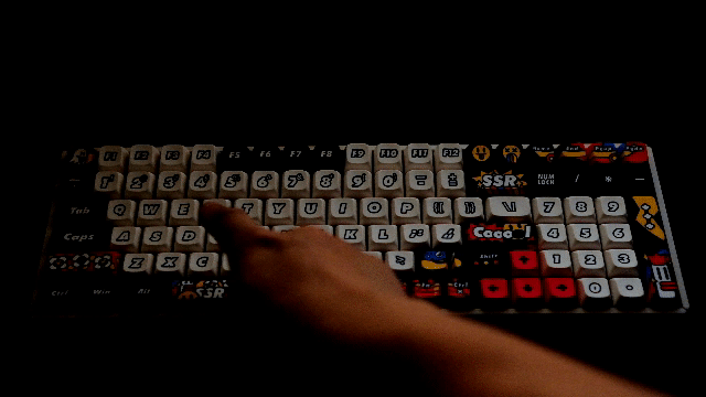 一把被颜控LP称赞“好看”的键盘，IQUNIX F97_新浪众测