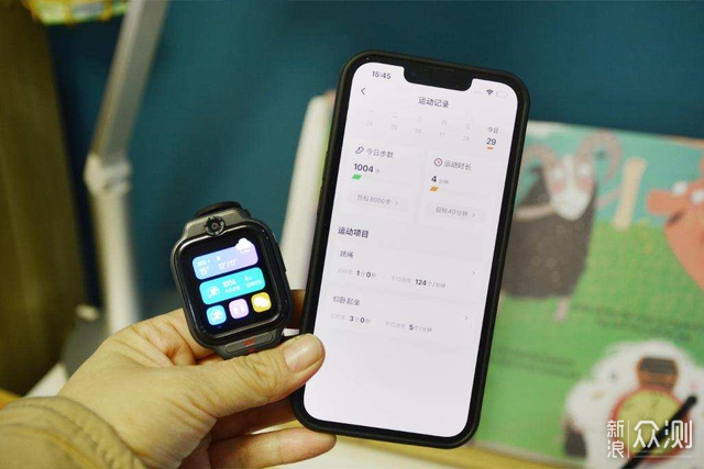 传统儿童手表已经落伍，作业帮学习手表X9测评_新浪众测
