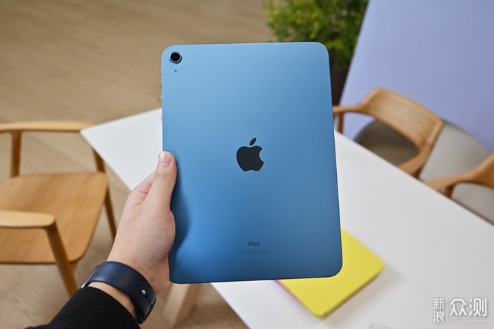 苹果iPad 10体验，有改变有妥协也有新鲜感_新浪众测