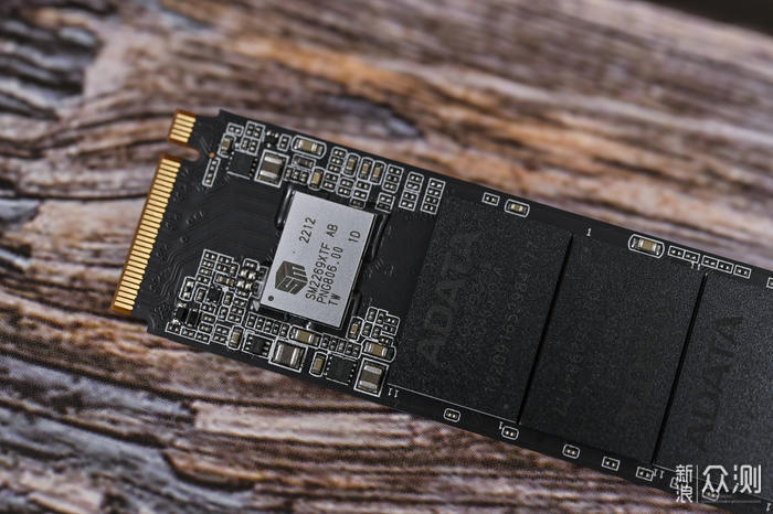 XPG 翼龙 S50Pro 2000GB PCIe4.0 SSD开箱简测_新浪众测