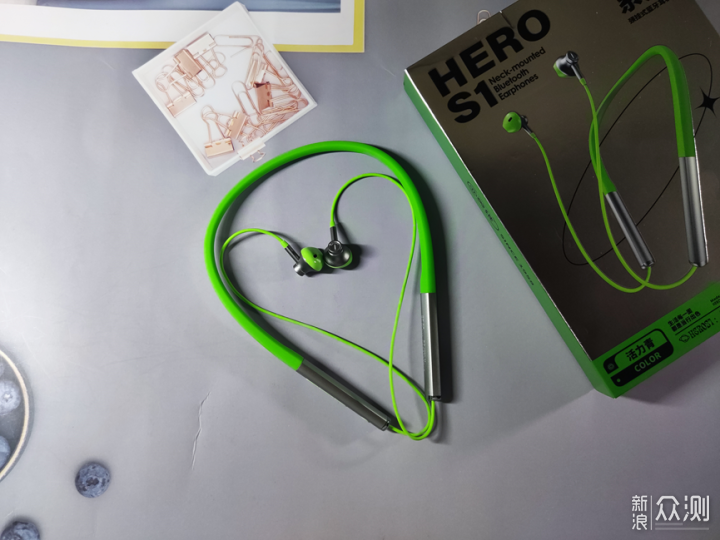 英雄S1颈挂式耳机：为运动而生，让运动更快乐_新浪众测