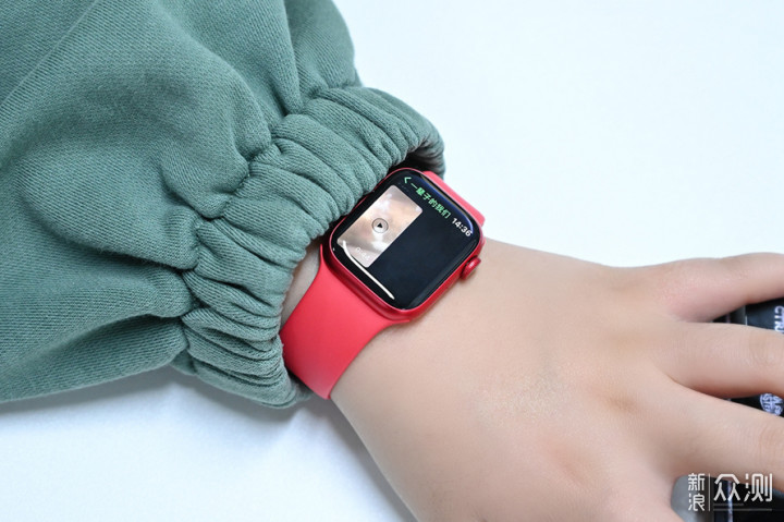 Apple Watch Series 8体验，适合女性的手表！_新浪众测