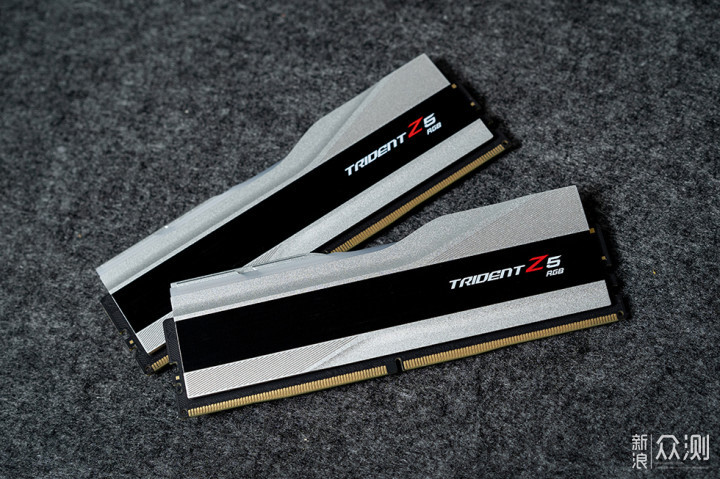 激超8000Mhz,Trident Z5 RGB DDR5-6800评测_新浪众测