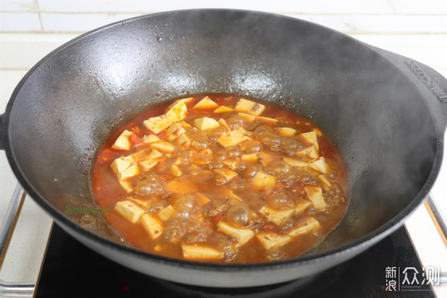 麻烦豆腐只需8分钟，麻辣鲜香，很下饭_新浪众测