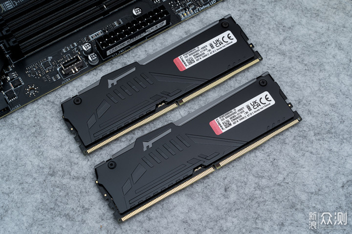 Kingston FURY Beast DDR5 RGB 内存评测_新浪众测