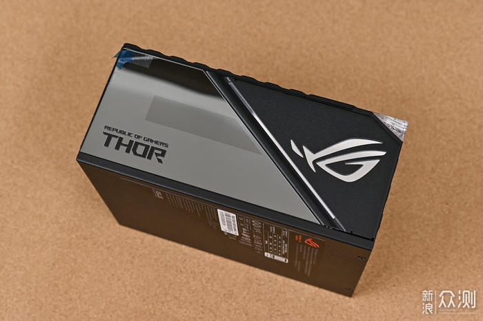 ROG Z790 HERO+联力 LANCOOL 216装机展示_新浪众测