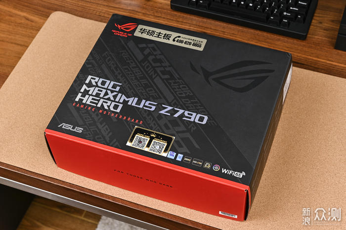 ROG Z790 HERO+联力 LANCOOL 216装机展示_新浪众测