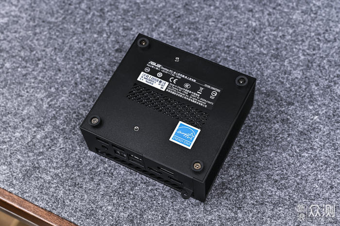 小身材大能量——华硕 PN53 MiniPC 开箱简测_新浪众测