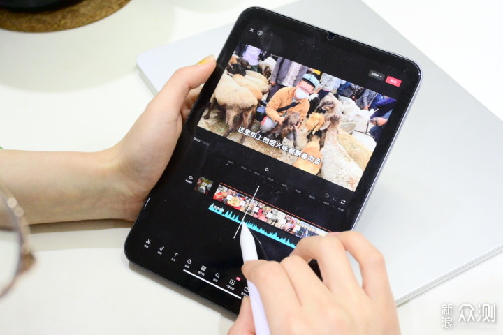 用了一年iPad mini6它的最佳用途绝对是剪视频_新浪众测