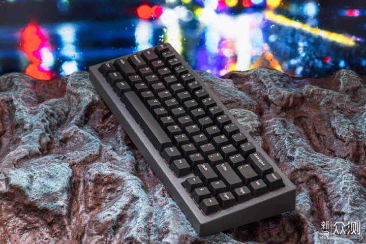 最像客制化的量产键盘，黑爵轻氪AC067渣渣灰_新浪众测