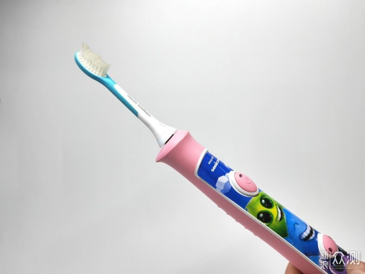 儿童电动牙刷怎么选？9项指标深度测评帮你选_新浪众测