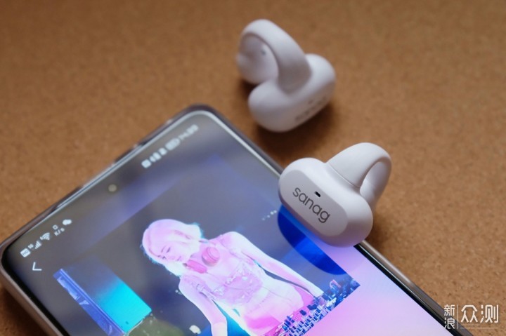 塞那Z50耳夹式耳机：新形态、更时尚_新浪众测