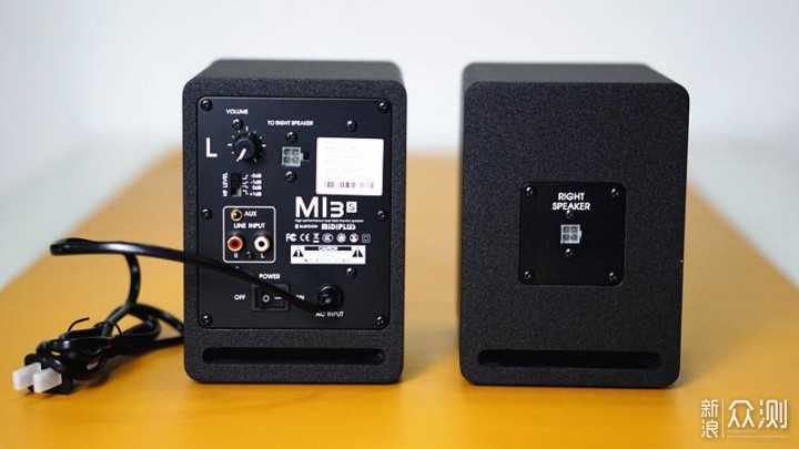 好用的3寸有源监听音箱——Midiplus MI3S评测_新浪众测