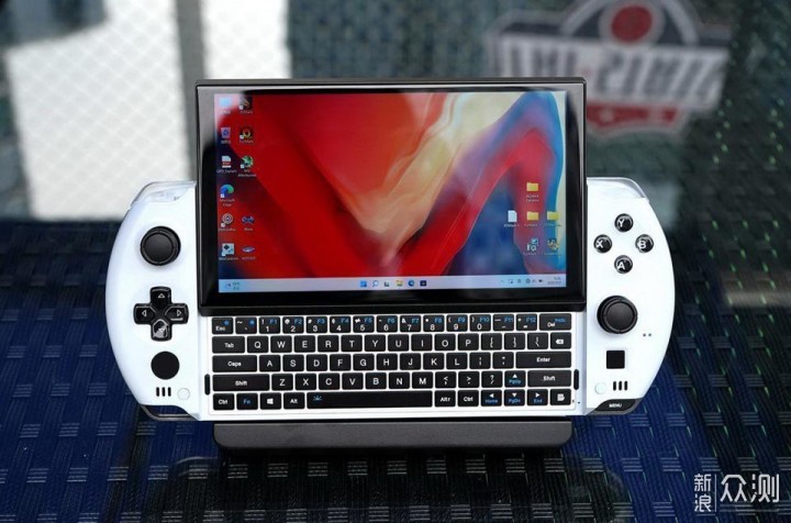 超强性能，携带便捷，GPD WIN4游戏掌机_新浪众测