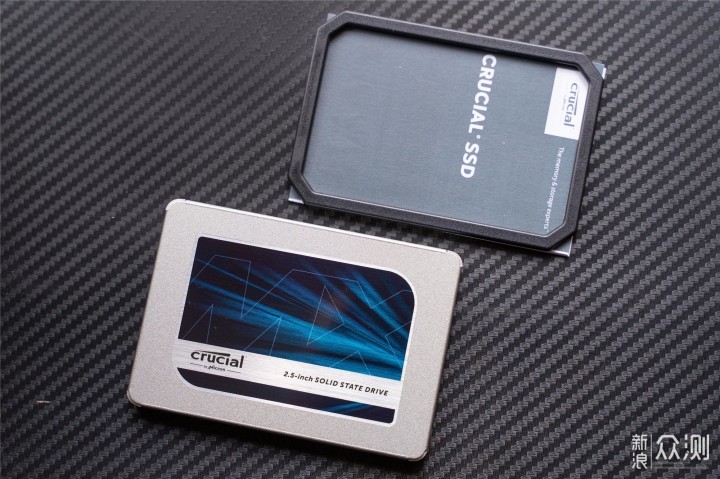 这款SSD缩水了还能闭眼买？英睿达MX500评测_新浪众测