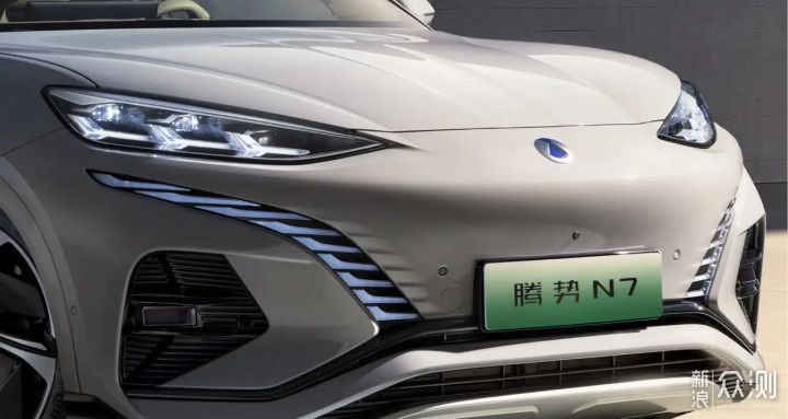 50万级标杆大SUV，腾势N7打造纯电猎跑SUV_新浪众测