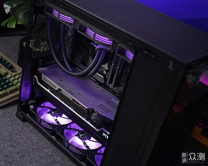 乔思伯 D41 MESH 副屏版，360 一体水装机展示_新浪众测