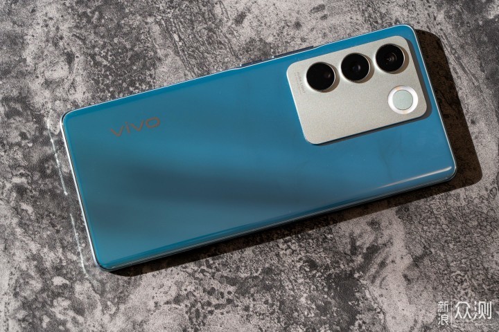 vivo S16夜景表现如何？试了下，好不好自己看_新浪众测