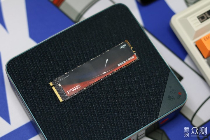 国产PCIe4.0固态硬盘普及，aigo P7000Z体验_新浪众测