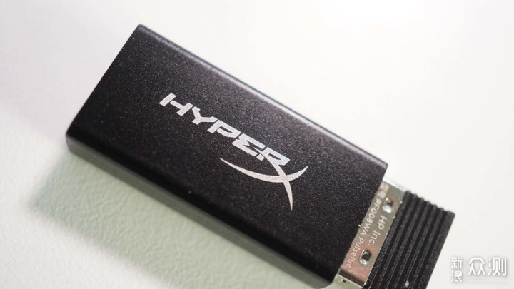 超轻高续航多平台 - HyperX炽火无线游戏鼠标_新浪众测