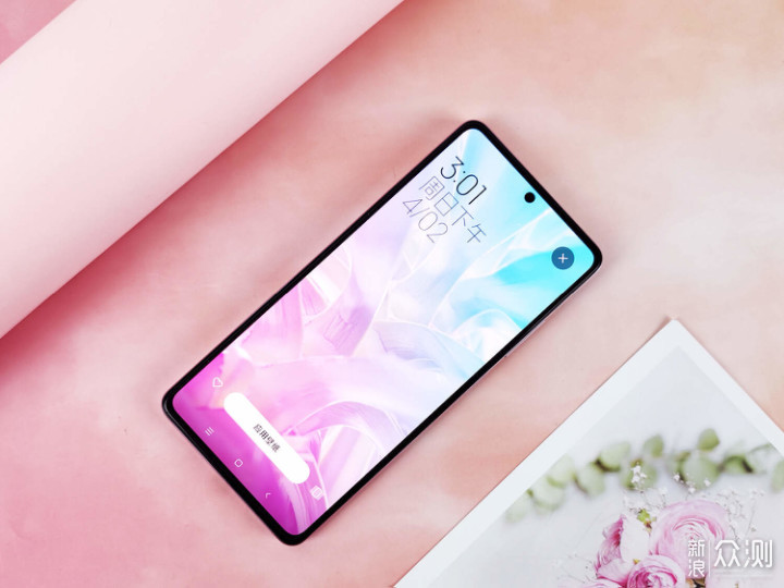 Redmi Note 12 Pro开箱，轻薄小立边梦幻机身_新浪众测