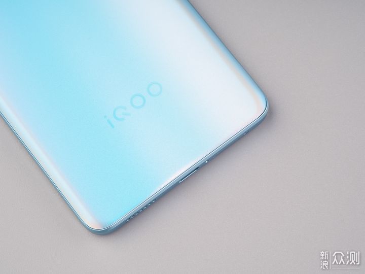 千元小钢炮,iQOO Z7上手玩_新浪众测