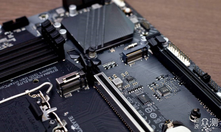 13代配B760主板够用吗?技嘉小雕B760M实测_新浪众测
