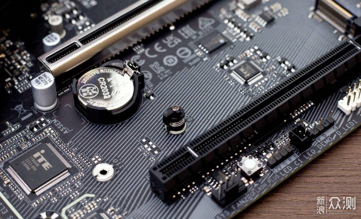 13代配B760主板够用吗?技嘉小雕B760M实测_新浪众测