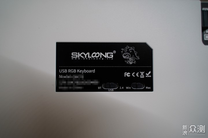 红海杀出重围，小呆虫SKYLOONG GK75键盘入手_新浪众测