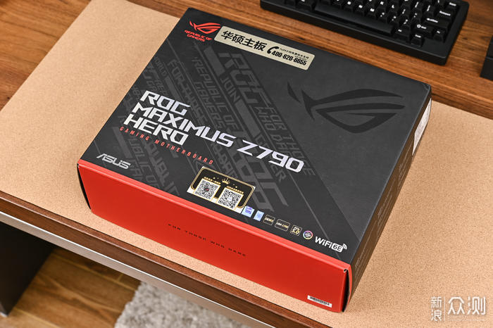 ROG Z790 HERO+龙神三代+联力 P28 装机展示_新浪众测